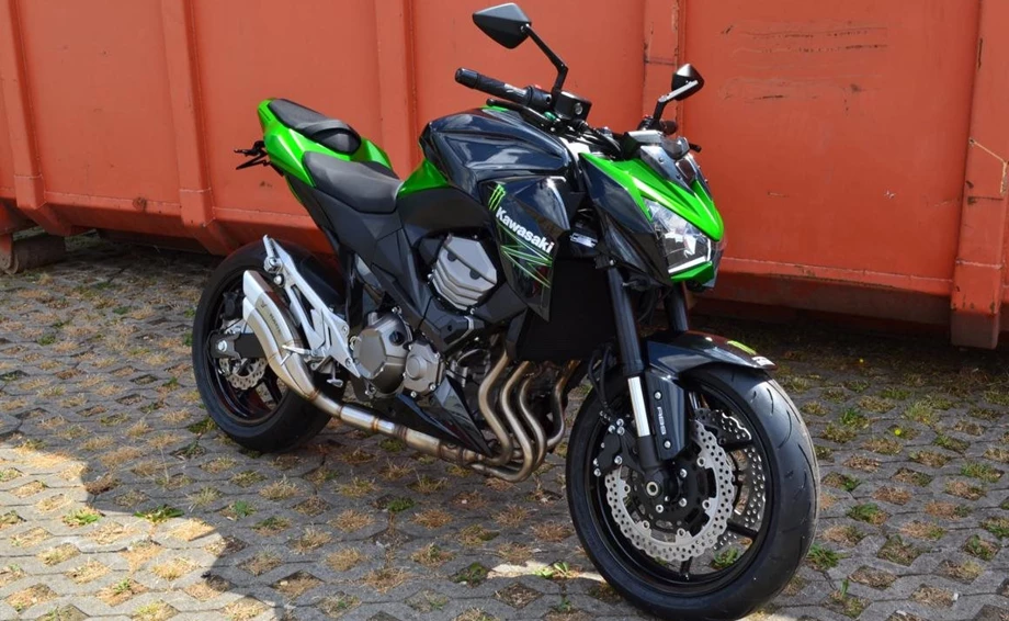 Umbgebautes Motorrad Kawasaki Z 800 e Bild 7: Umbgebautes Motorrad Kawasaki Z 800 e