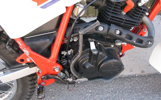 Umgebautes Motorrad Honda TLR 200 von HK-Technik Kemeter OG - Bild 3 Umgebautes Motorrad Honda TLR 200 von HK-Technik Kemeter OG - Bild 3