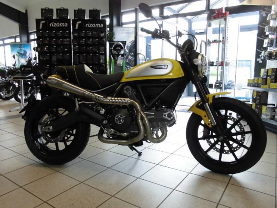 Umbgebautes Motorrad Ducati Scrambler Icon Bild 1: Umbgebautes Motorrad Ducati Scrambler Icon