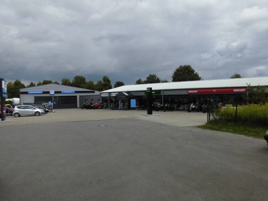 Umbgebautes Motorrad Ducati Scrambler Icon Bild 9: Umbgebautes Motorrad Ducati Scrambler Icon