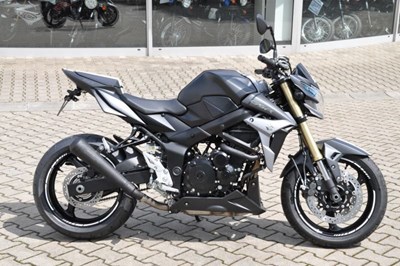 GSR 750