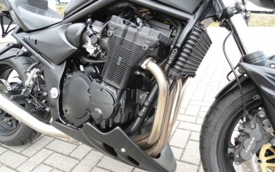 Umgebautes Motorrad Suzuki Bandit 1200 von Uhlmann Motorräder GmbH - Bild 6 Umgebautes Motorrad Suzuki Bandit 1200 von Uhlmann Motorräder GmbH - Bild 6