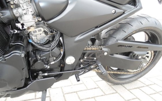 Umgebautes Motorrad Suzuki Bandit 1200 von Uhlmann Motorräder GmbH - Bild 9 Umgebautes Motorrad Suzuki Bandit 1200 von Uhlmann Motorräder GmbH - Bild 9