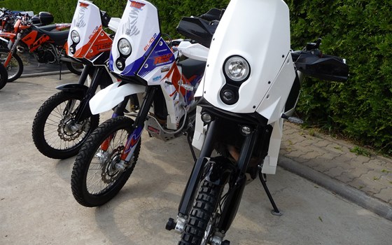 Umgebautes Motorrad KTM 690 LC4 Rally von Bräuer Motorradsport KG - Bild 9 Umgebautes Motorrad KTM 690 LC4 Rally von Bräuer Motorradsport KG - Bild 9