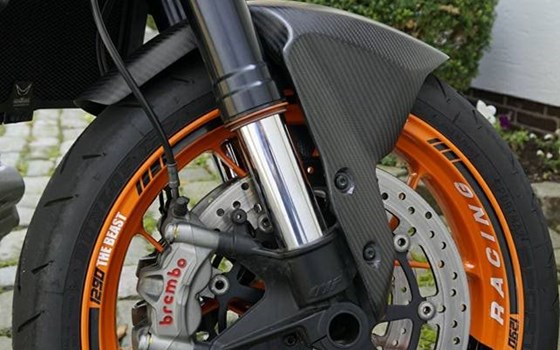 Umgebautes Motorrad KTM 1290 Super Duke R von Motorrad Bolte - Bild 2 Umgebautes Motorrad KTM 1290 Super Duke R von Motorrad Bolte - Bild 2