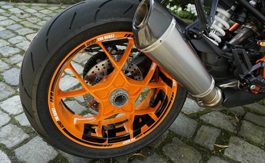 Umbgebautes Motorrad KTM 1290 Super Duke R Bild 5: Umbgebautes Motorrad KTM 1290 Super Duke R