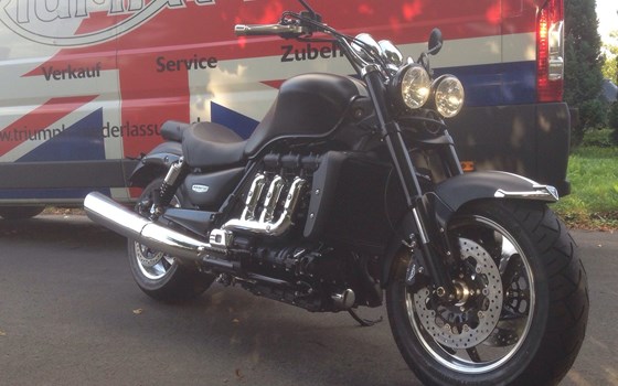Umgebautes Motorrad Triumph Rocket III von CM-Bikes - Christian Maczynski e.K. - Bild 1 Umgebautes Motorrad Triumph Rocket III von CM-Bikes - Christian Maczynski e.K. - Bild 1