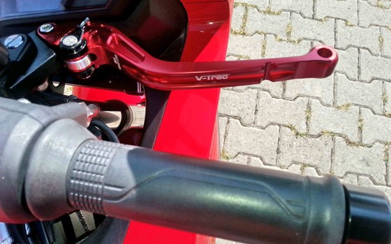 Umgebautes Motorrad Honda VFR 800 F von Auto-und Motorradhaus Bürstadt GmbH - Bild 13