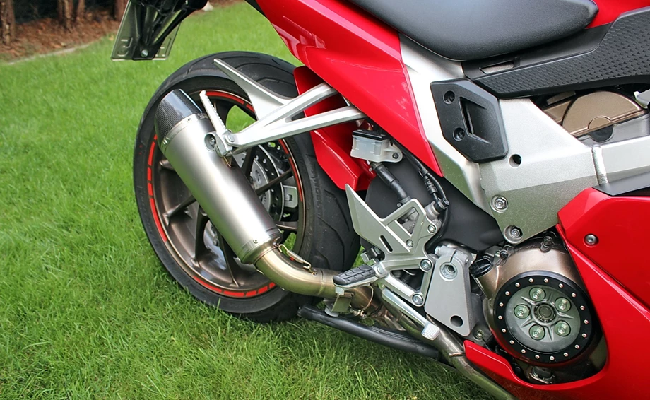 Umbgebautes Motorrad Honda VFR 800 F Bild 5: Umbgebautes Motorrad Honda VFR 800 F