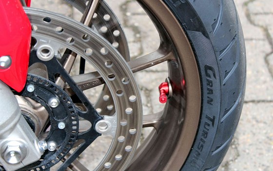 Umgebautes Motorrad Honda VFR 800 F von Auto-und Motorradhaus Bürstadt GmbH - Bild 9