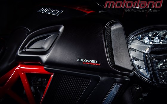 Umgebautes Motorrad Ducati Diavel Carbon von Motorland Motorrad GmbH - Bild 8 Umgebautes Motorrad Ducati Diavel Carbon von Motorland Motorrad GmbH - Bild 8