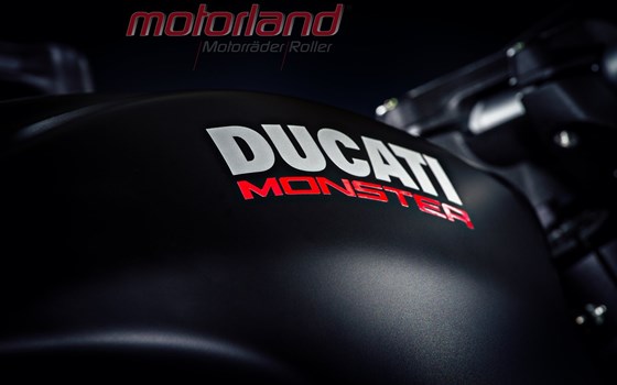 Umgebautes Motorrad Ducati Monster 1000 von Motorland Motorrad GmbH - Bild 5 Umgebautes Motorrad Ducati Monster 1000 von Motorland Motorrad GmbH - Bild 5