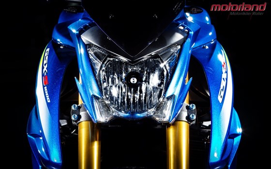 Umgebautes Motorrad Suzuki GSX-S1000 von Motorland Motorrad GmbH - Bild 10 Umgebautes Motorrad Suzuki GSX-S1000 von Motorland Motorrad GmbH - Bild 10