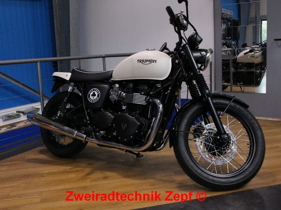 Umbgebautes Motorrad Triumph Bonneville Spirit Bild 1: Umbgebautes Motorrad Triumph Bonneville Spirit