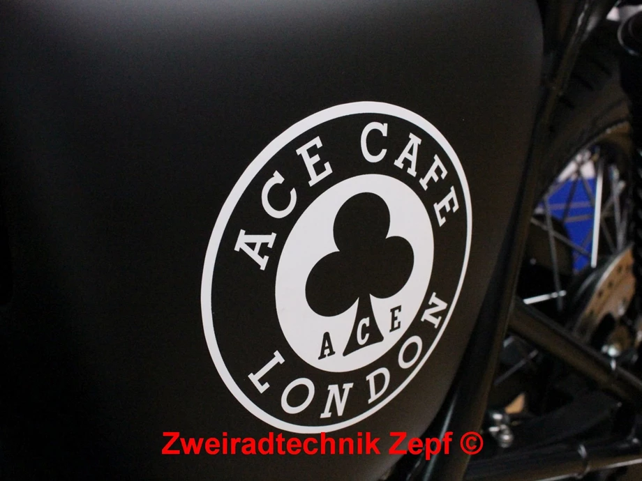 Umbgebautes Motorrad Triumph Bonneville Spirit Bild 5: Umbgebautes Motorrad Triumph Bonneville Spirit