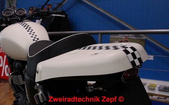 Umgebautes Motorrad Triumph Bonneville Spirit von Zweiradtechnik Zepf GmbH - Bild 6 Umgebautes Motorrad Triumph Bonneville Spirit von Zweiradtechnik Zepf GmbH - Bild 6