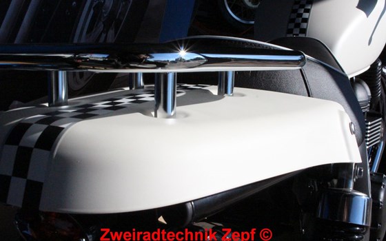 Umgebautes Motorrad Triumph Bonneville Spirit von Zweiradtechnik Zepf GmbH - Bild 9 Umgebautes Motorrad Triumph Bonneville Spirit von Zweiradtechnik Zepf GmbH - Bild 9