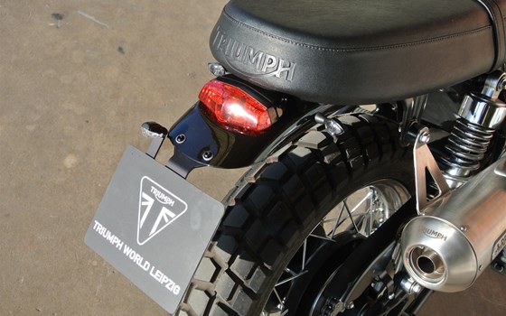 Umgebautes Motorrad Triumph Scrambler von Klingenberger Kehl GbR - Bild 7 Umgebautes Motorrad Triumph Scrambler von Klingenberger Kehl GbR - Bild 7