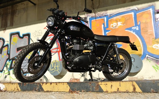 Umgebautes Motorrad Triumph Scrambler von Klingenberger Kehl GbR - Bild 8 Umgebautes Motorrad Triumph Scrambler von Klingenberger Kehl GbR - Bild 8