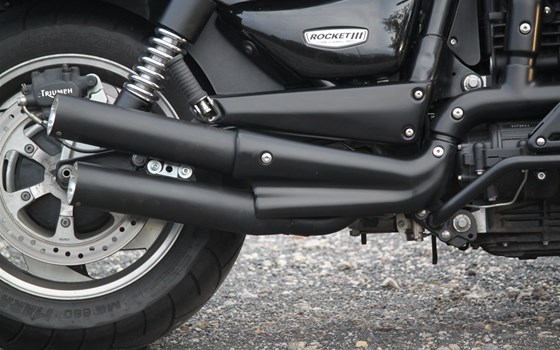 Umgebautes Motorrad Triumph Rocket III Roadster von Klingenberger Kehl GbR - Bild 6 Umgebautes Motorrad Triumph Rocket III Roadster von Klingenberger Kehl GbR - Bild 6