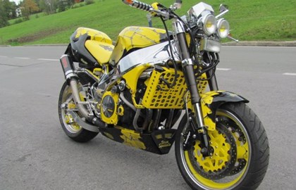 Yamaha YZF 750 R Custom Bike Yamaha YZF 750 R Custom Bike