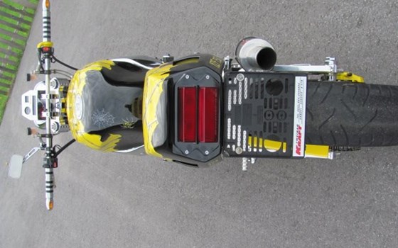 Umgebautes Motorrad Yamaha YZF 750 R von Kraft Johanna - Bild 6 Umgebautes Motorrad Yamaha YZF 750 R von Kraft Johanna - Bild 6