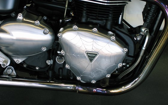 Umgebautes Motorrad Triumph Bonneville von SBF TRIUMPH Bikes & Parts GmbH & Co.KG - Bild 10 Umgebautes Motorrad Triumph Bonneville von SBF TRIUMPH Bikes & Parts GmbH & Co.KG - Bild 10