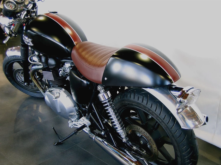 Umbgebautes Motorrad Triumph Bonneville Bild 4: Umbgebautes Motorrad Triumph Bonneville