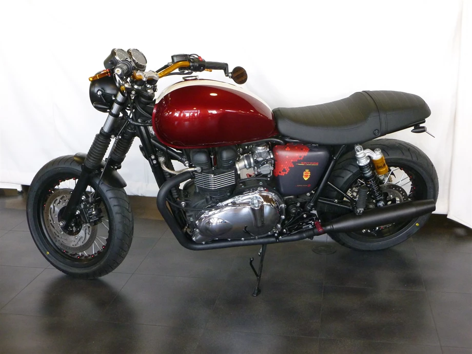 Umbgebautes Motorrad Triumph Bonneville T100 Bild 11: Umbgebautes Motorrad Triumph Bonneville T100