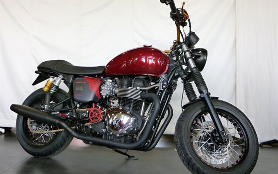 Umgebautes Motorrad Triumph Bonneville T100 von SBF TRIUMPH Bikes & Parts GmbH & Co.KG - Bild 2 Umgebautes Motorrad Triumph Bonneville T100 von SBF TRIUMPH Bikes & Parts GmbH & Co.KG - Bild 2