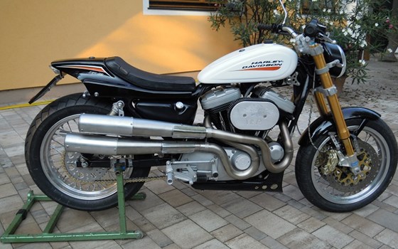 Umgebautes Motorrad Harley-Davidson Sportster XL 883 von fredl_123 - Bild 1 Umgebautes Motorrad Harley-Davidson Sportster XL 883 von fredl_123 - Bild 1