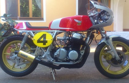Honda CB 750 Custom Bike