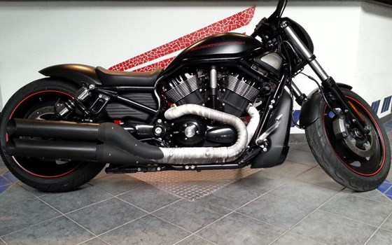 Umgebautes Motorrad Harley-Davidson V-Rod Night Rod VRSCD von Motorrad Kreiselmeyer GmbH - Bild 3 Umgebautes Motorrad Harley-Davidson V-Rod Night Rod VRSCD von Motorrad Kreiselmeyer GmbH - Bild 3