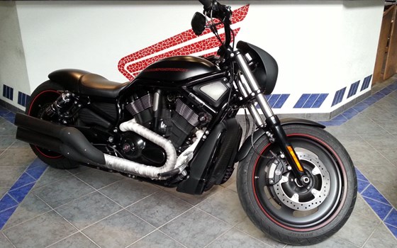 Umgebautes Motorrad Harley-Davidson V-Rod Night Rod VRSCD von Motorrad Kreiselmeyer GmbH - Bild 4 Umgebautes Motorrad Harley-Davidson V-Rod Night Rod VRSCD von Motorrad Kreiselmeyer GmbH - Bild 4