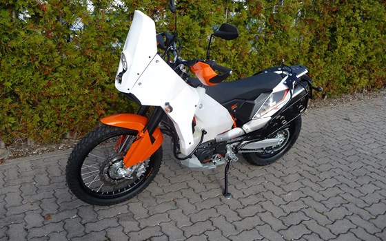 Umgebautes Motorrad KTM 690 Enduro R von Bräuer Motorradsport KG - Bild 2 Umgebautes Motorrad KTM 690 Enduro R von Bräuer Motorradsport KG - Bild 2