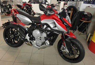 MV Agusta Rivale 800