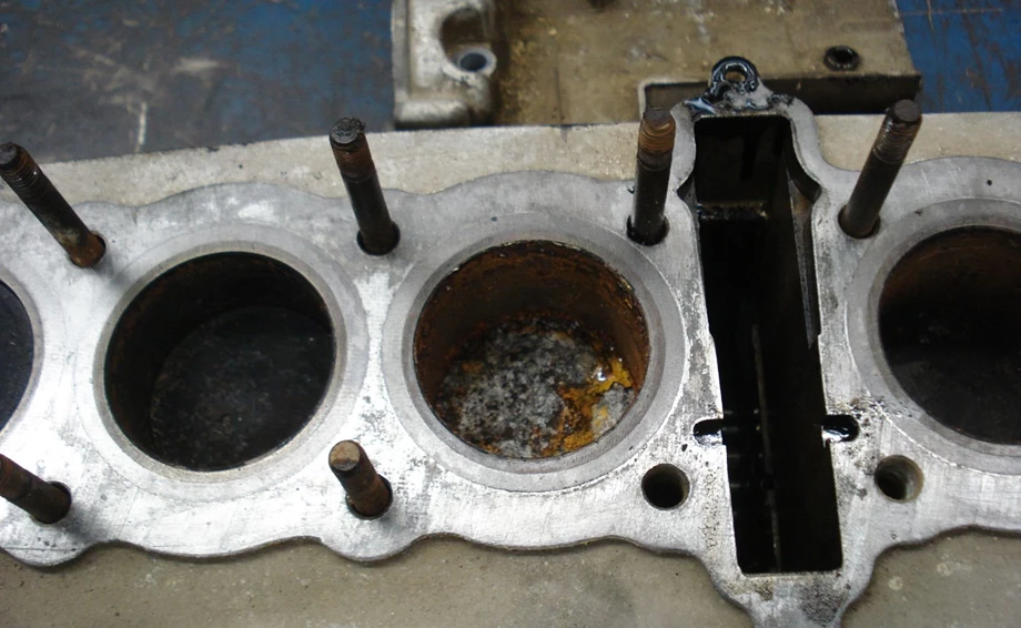 Umbgebautes Motorrad Benelli 750 Sei Bild 10: Umbgebautes Motorrad Benelli 750 Sei