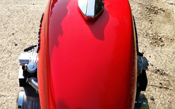 Umgebautes Motorrad Benelli 750 Sei von Motorrad Scheunpflug e.K. - Bild 5 Umgebautes Motorrad Benelli 750 Sei von Motorrad Scheunpflug e.K. - Bild 5