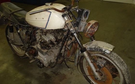 Umgebautes Motorrad Benelli 750 Sei von Motorrad Scheunpflug e.K. - Bild 8 Umgebautes Motorrad Benelli 750 Sei von Motorrad Scheunpflug e.K. - Bild 8