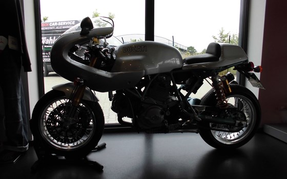 Umgebautes Motorrad Ducati Paul Smart 1000 von Team Wahlers GmbH - Bild 2 Umgebautes Motorrad Ducati Paul Smart 1000 von Team Wahlers GmbH - Bild 2