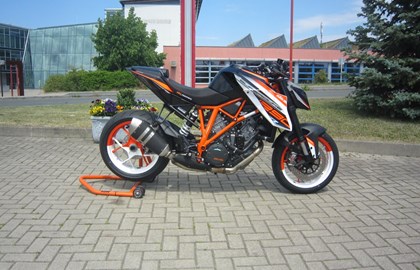 KTM 1290 Super Duke R Custom Bike KTM 1290 Super Duke R Custom Bike