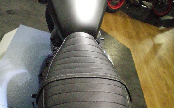 Umgebautes Motorrad Triumph Bonneville T100 Black von TRIUMPH Chemnitz Böttger und Budach OHG - Bild 14 Umgebautes Motorrad Triumph Bonneville T100 Black von TRIUMPH Chemnitz Böttger und Budach OHG - Bild 14