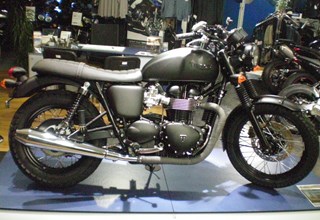 Triumph Bonneville T100 Black