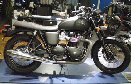 Triumph Bonneville T100 Black Custom Bike