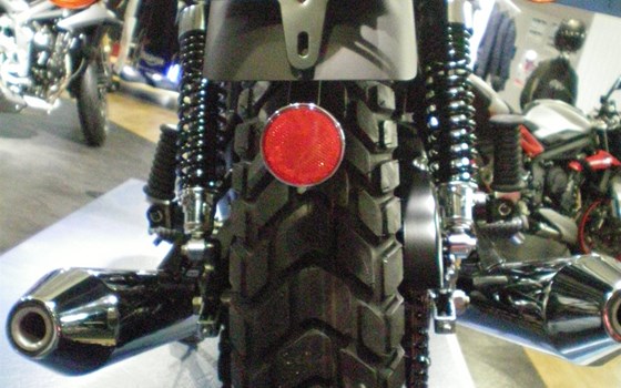 Umgebautes Motorrad Triumph Bonneville T100 Black von TRIUMPH Chemnitz Böttger und Budach OHG - Bild 4 Umgebautes Motorrad Triumph Bonneville T100 Black von TRIUMPH Chemnitz Böttger und Budach OHG - Bild 4