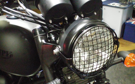 Umgebautes Motorrad Triumph Bonneville T100 Black von TRIUMPH Chemnitz Böttger und Budach OHG - Bild 7 Umgebautes Motorrad Triumph Bonneville T100 Black von TRIUMPH Chemnitz Böttger und Budach OHG - Bild 7