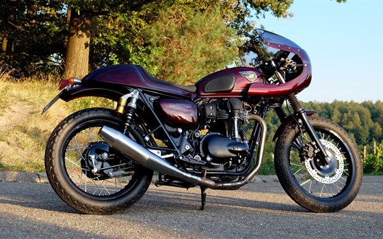 Umgebautes Motorrad Kawasaki W800 von Zweiradcenter Umbach GmbH - Bild 1 Umgebautes Motorrad Kawasaki W800 von Zweiradcenter Umbach GmbH - Bild 1