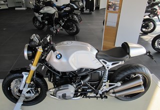 BMW R nineT