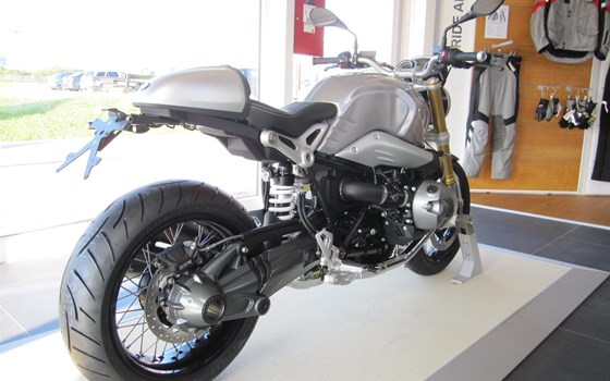 Umgebautes Motorrad BMW R nineT von Motorradland Weißenfels GmbH - Bild 3 Umgebautes Motorrad BMW R nineT von Motorradland Weißenfels GmbH - Bild 3