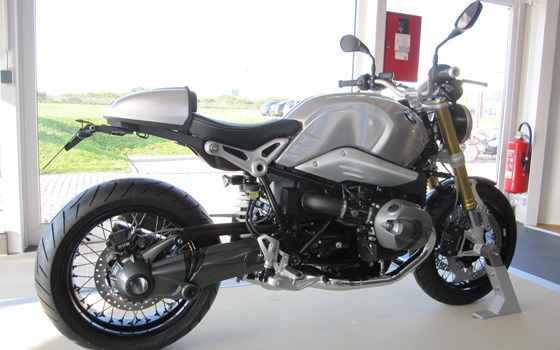 Umgebautes Motorrad BMW R nineT von Motorradland Weißenfels GmbH - Bild 4 Umgebautes Motorrad BMW R nineT von Motorradland Weißenfels GmbH - Bild 4